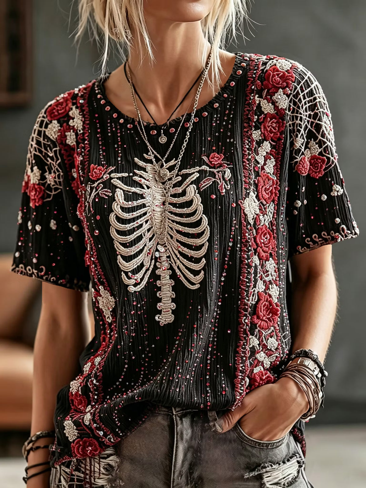 Women's Retro Halloween Bone And Floral Art Embroidery Crew Neck T-shirt
