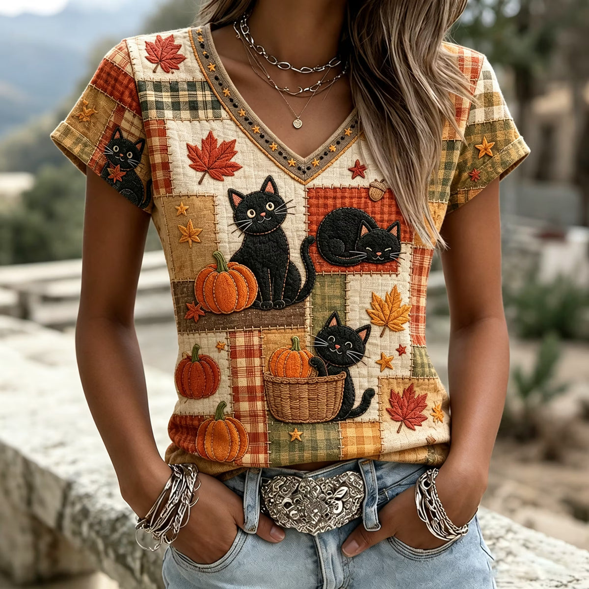 Women's Pumpkin Cat Patchwork Art Print V-neck Short Sleeve Casual T-shirt