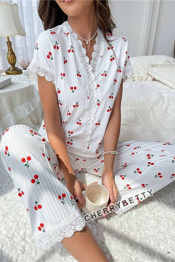 Cute Heart Print Lace Trim Cozy Pajama Set