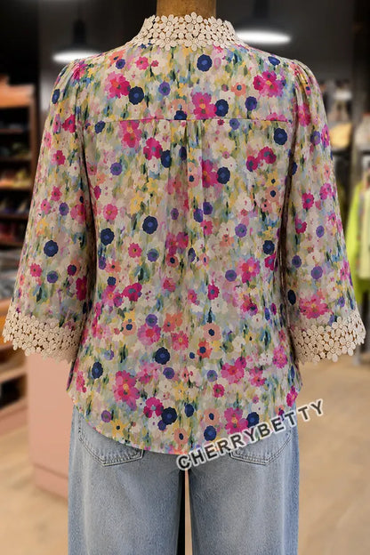 Abstract Floral Print Lace Patch Three Quater Sleeve Top