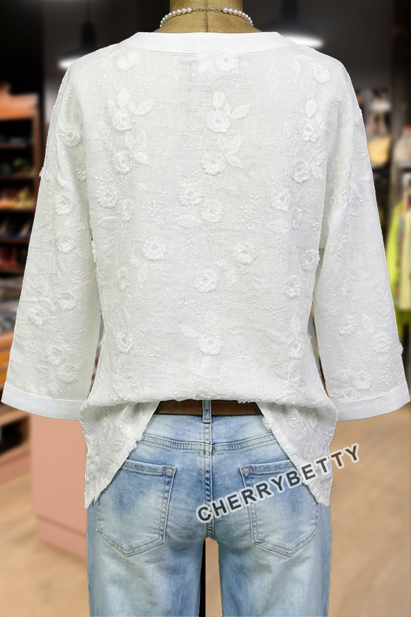 Vintage Floral Embroidered Notch Neck Half Sleeve Blouse