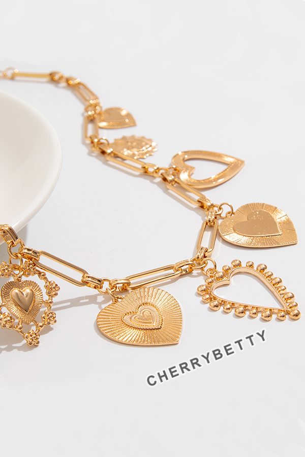 Boho Heart Pattern Necklace